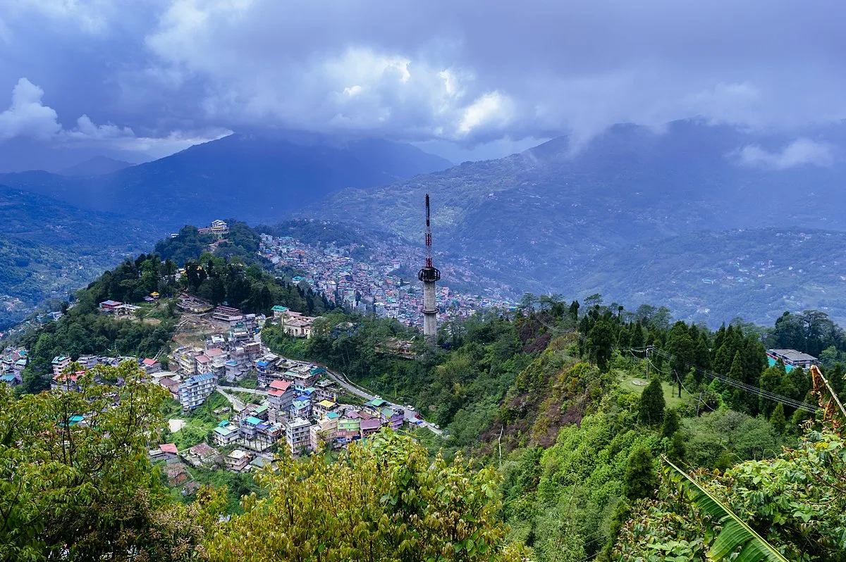Bagdogra to Gangtok Taxi Fare 2026: One-Way Cab Booking, Travel Time & NH10 Route Guide