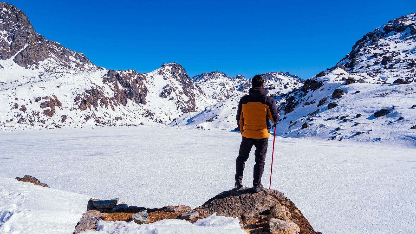 Gosaikunda alpine glacial lake and mountain landscapes in Nepal