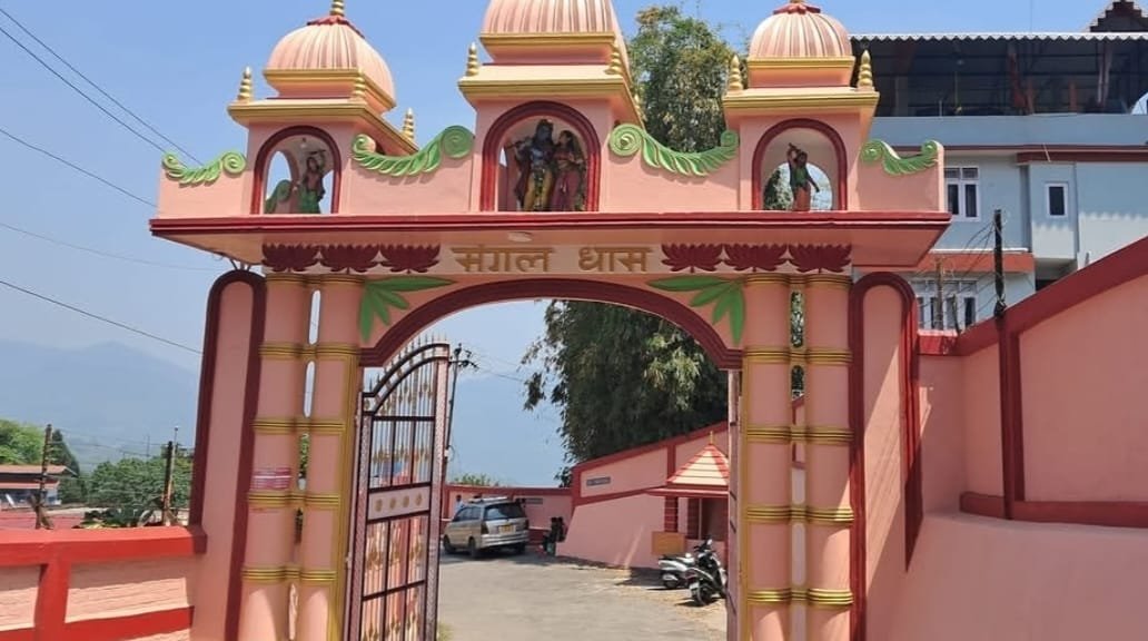 Gardens and shrine view at Mangal Dham