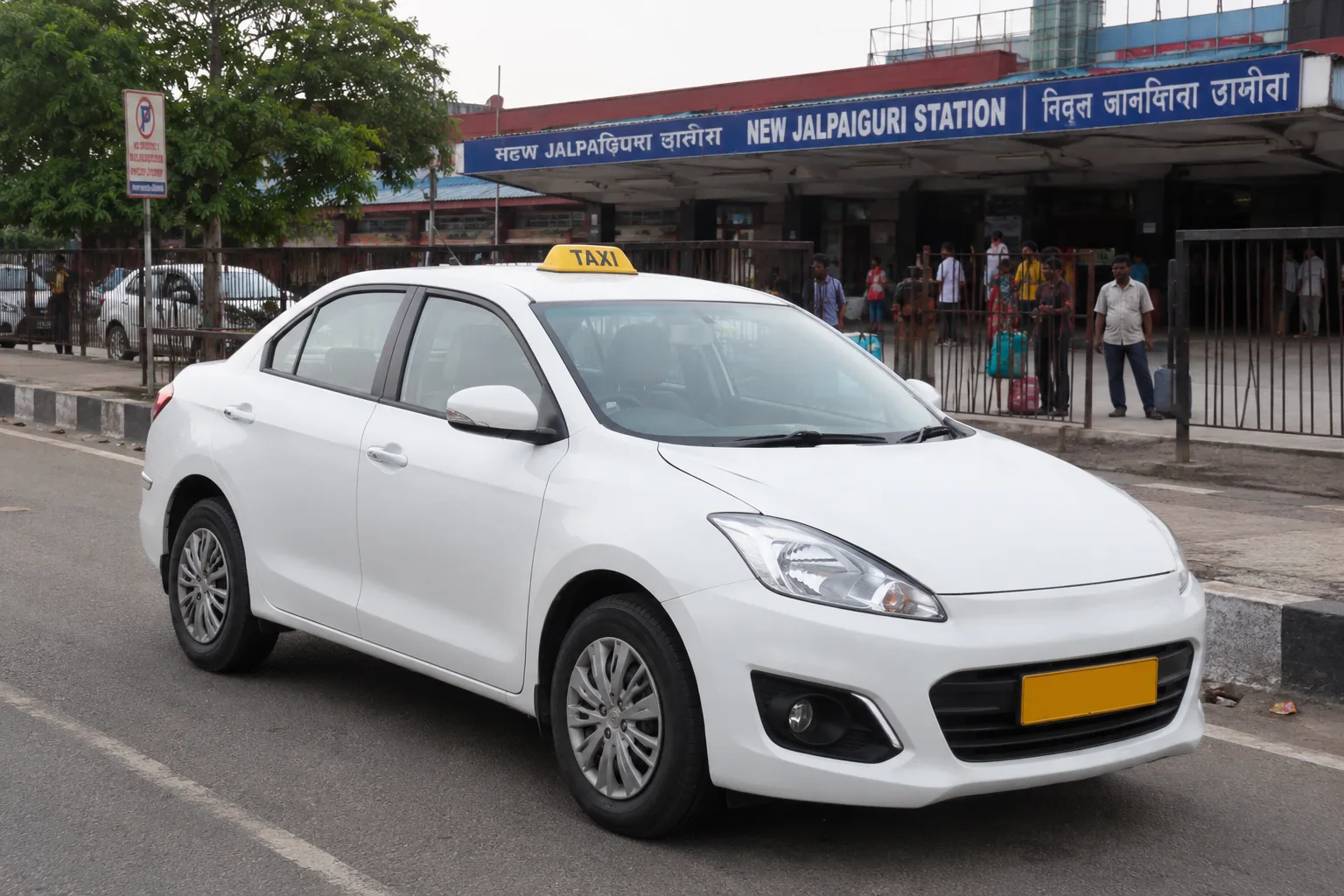 Split-Cost Group Cab Booking from NJP Station to Hills