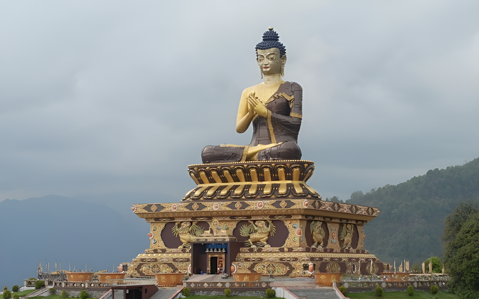 The massive golden Buddha statue at Buddha Park Ravangla - Siliguri Cab Rental