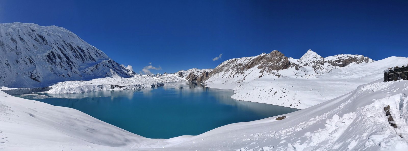 Trekking trail toward Tilicho Lake in Annapurna region